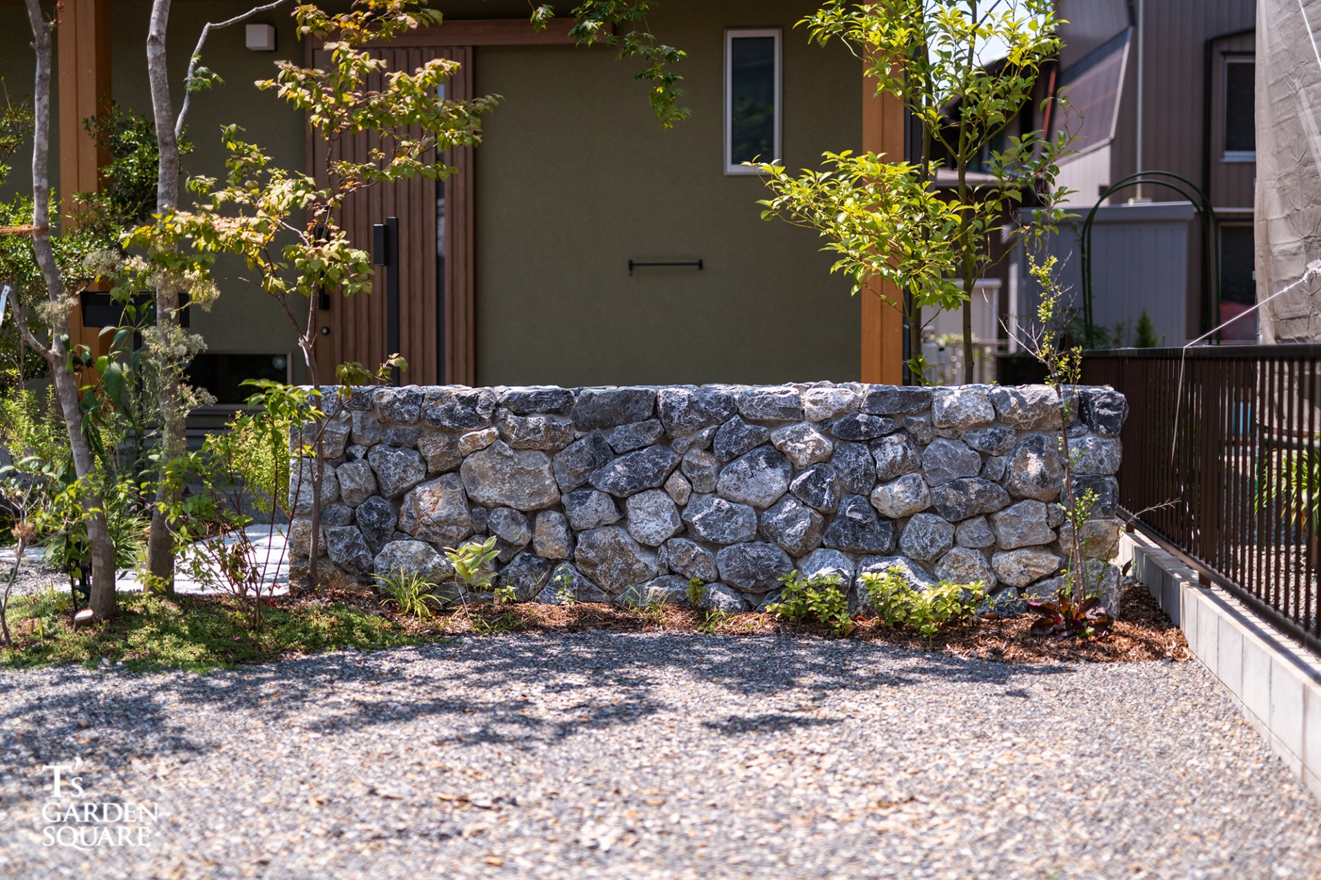 かっこいい門袖