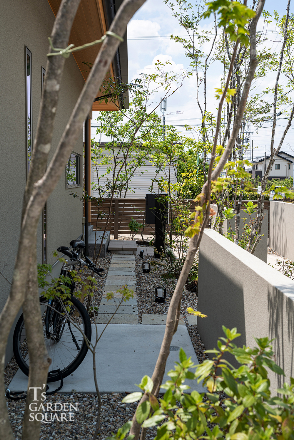 勝手口アプローチ