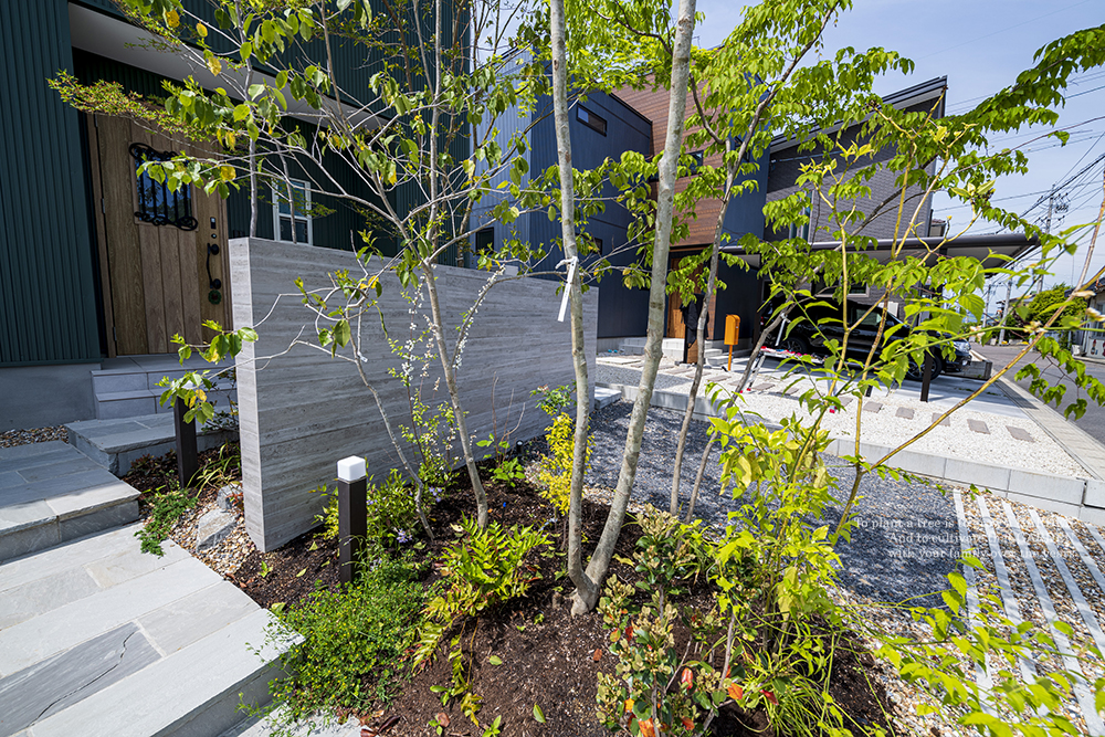 アプローチ目隠し