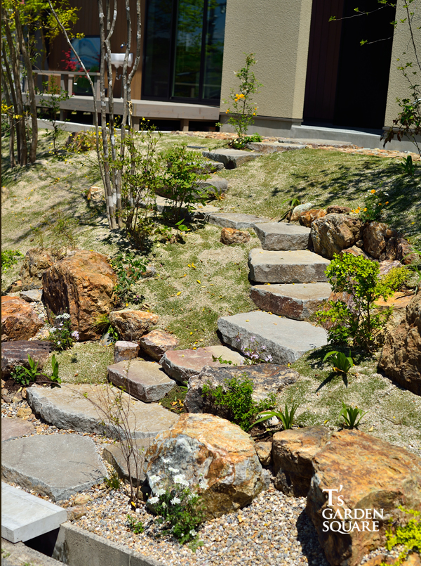 自然石階段　諏訪鉄平