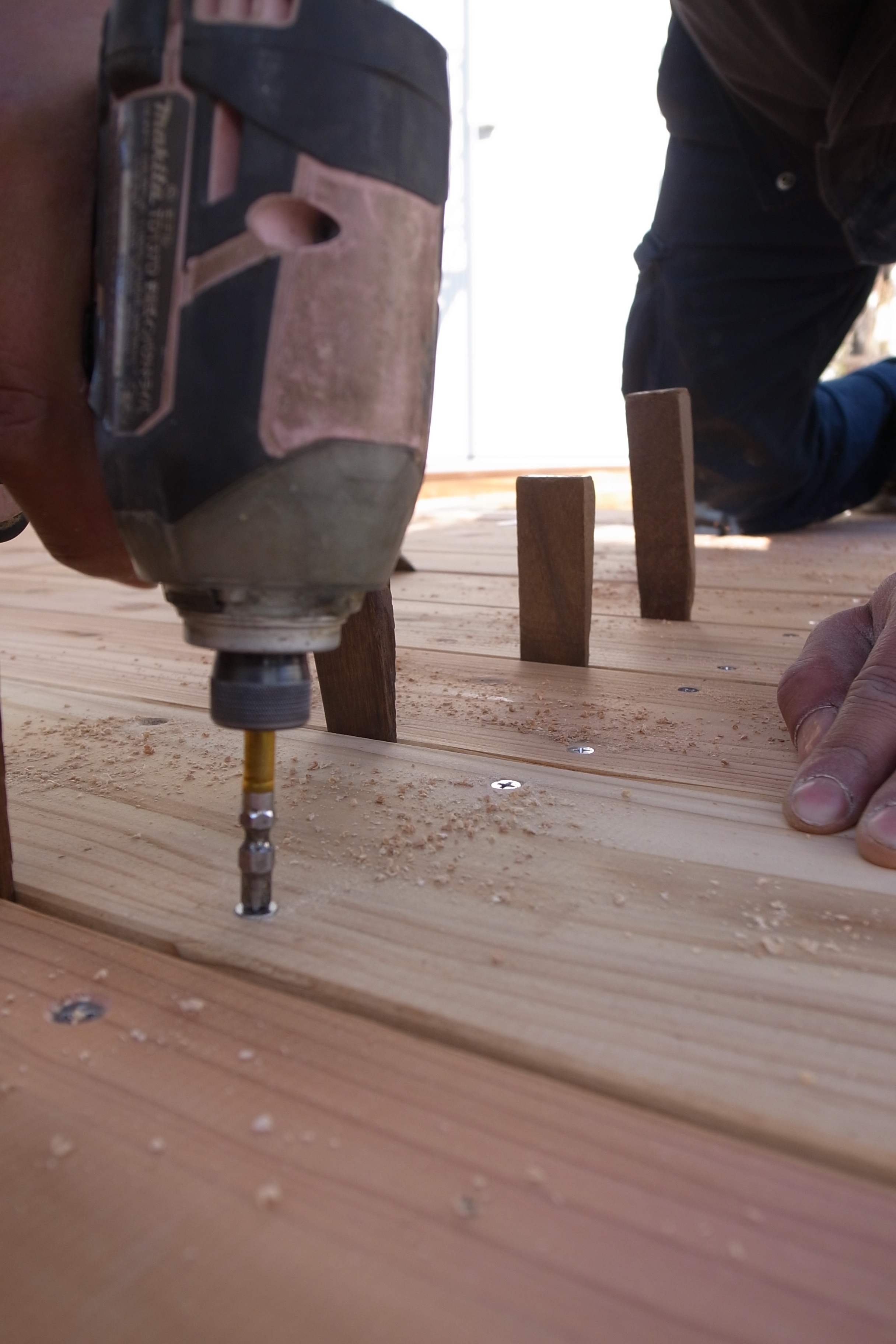 ウッドデッキの作り方