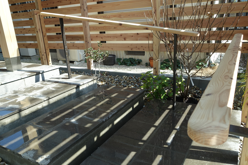 おもいやり手すり