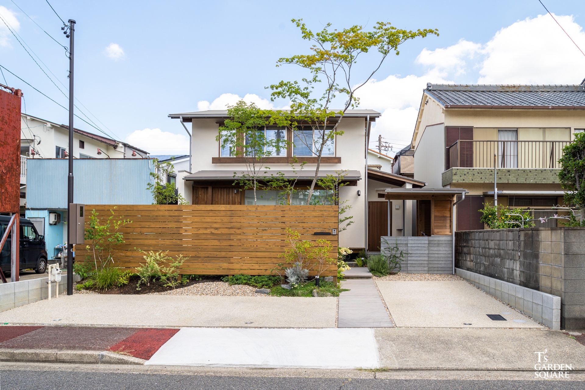 ヤマモミジの庭