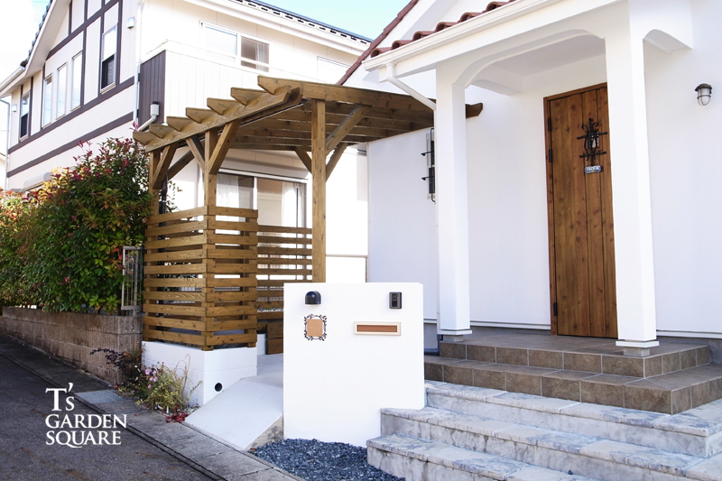 サイクルポート完成