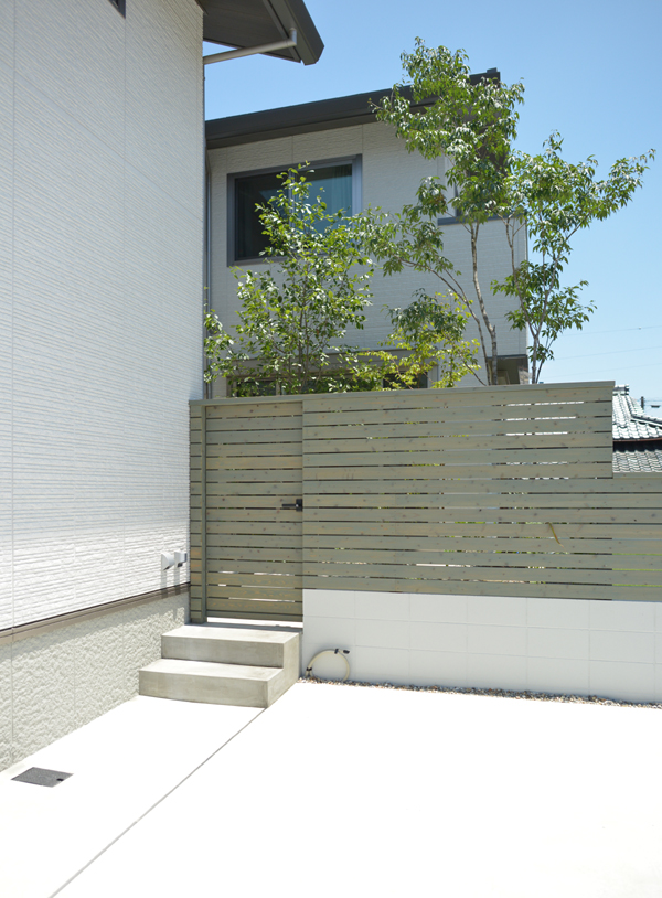 目隠しﾌｪﾝｽ　セキスイ