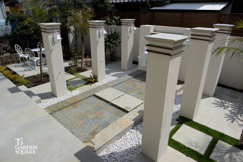 シンメトリーな庭