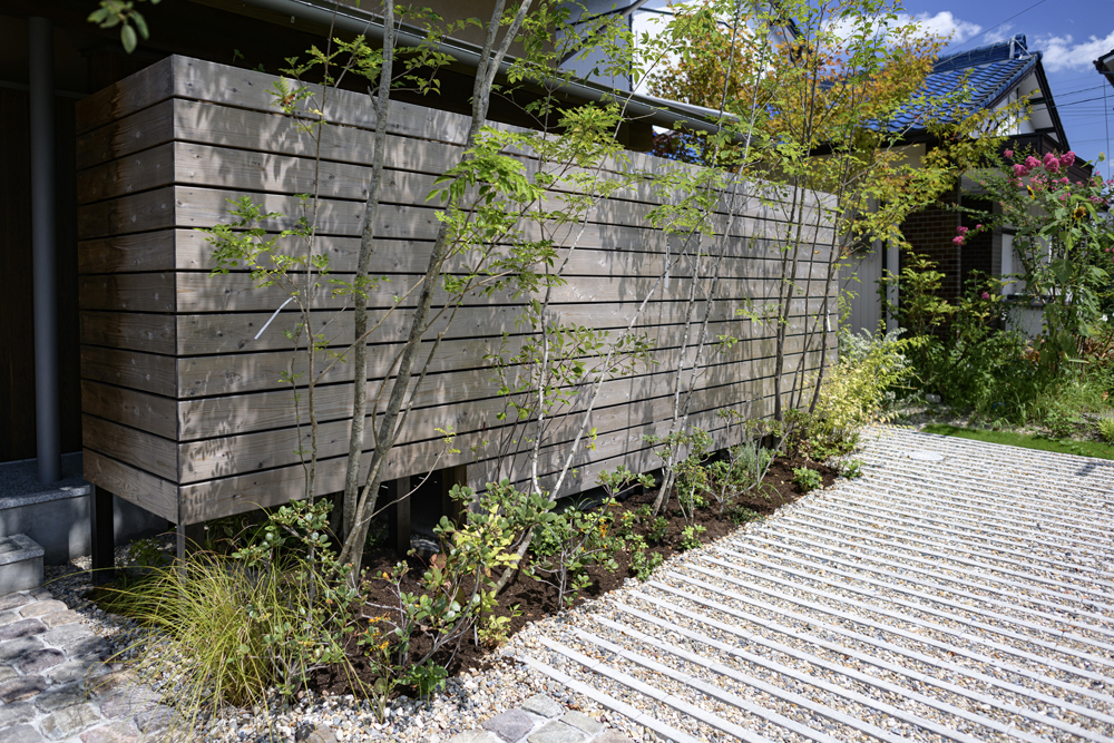 目隠しフェンス